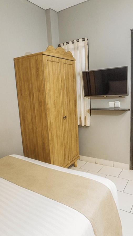 Triple Seven Bed & Breakfast Bandung Zewnętrze zdjęcie